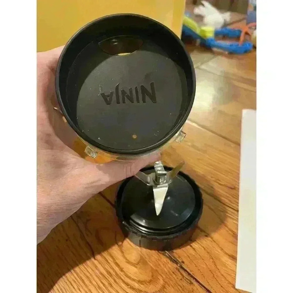 16 oz Cup with Lid and Extractor Blade for Nutri Ninja BL770 BL771 BL772 BL773CO - Picture 4 of 6